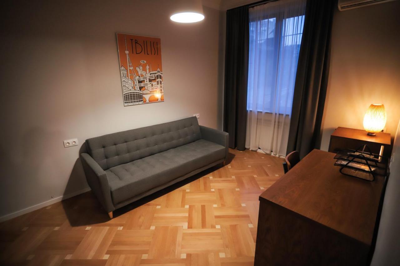 Hotel Sabu Tbilisi Buitenkant foto