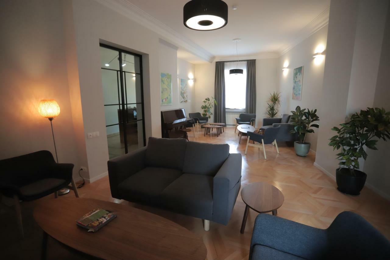 Hotel Sabu Tbilisi Buitenkant foto